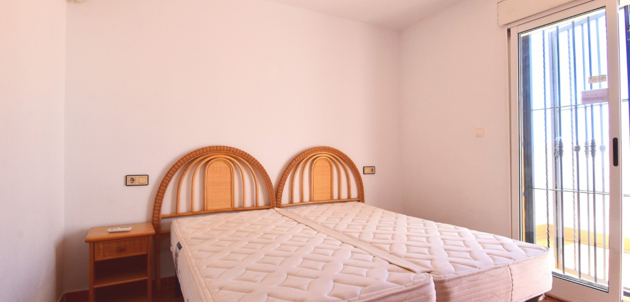 Venta - Semi Detached Villa -
Orihuela Costa - Playa Flamenca