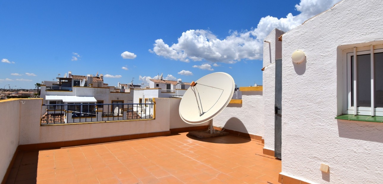 Venta - Semi Detached Villa -
Orihuela Costa - Playa Flamenca
