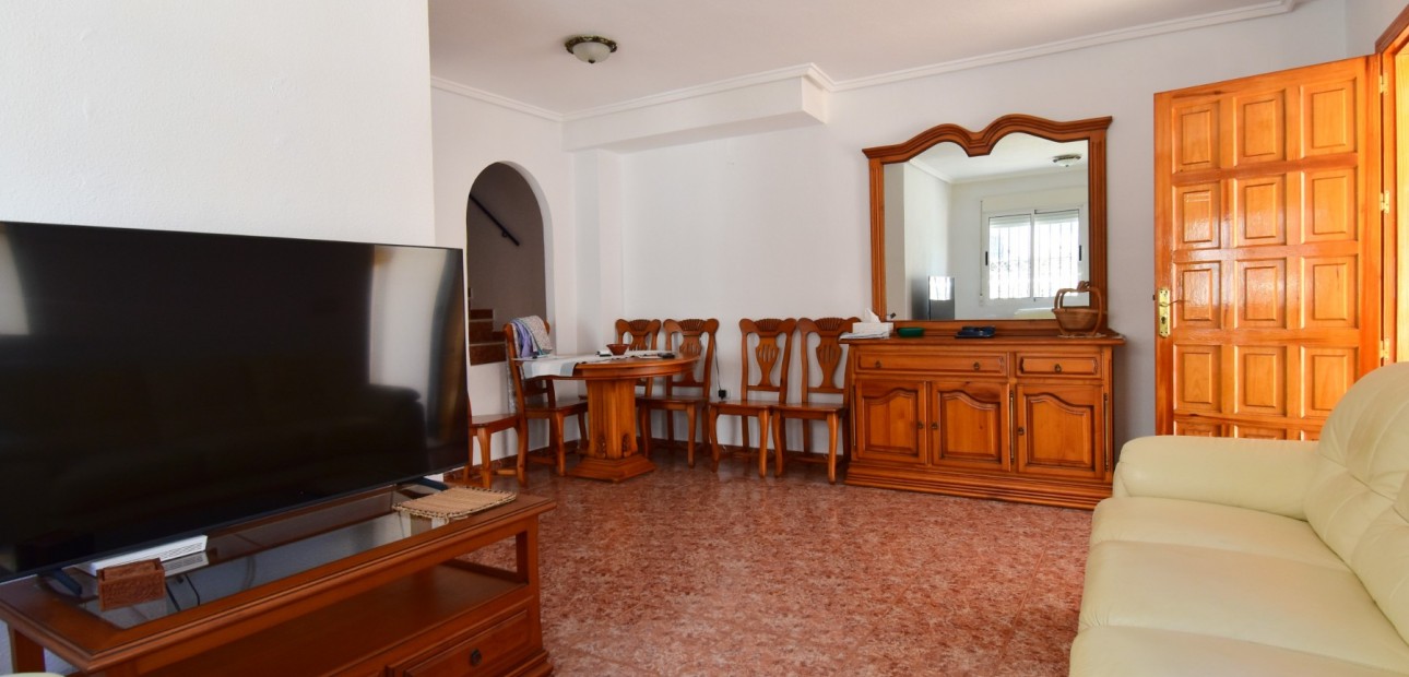 Venta - Semi Detached Villa -
Orihuela Costa - Playa Flamenca