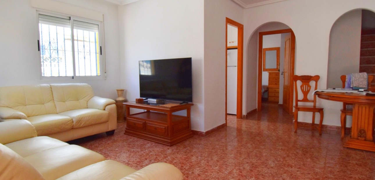 Venta - Semi Detached Villa -
Orihuela Costa - Playa Flamenca