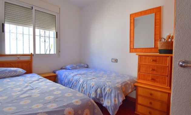 Venta - Semi Detached Villa -
Orihuela Costa - Playa Flamenca