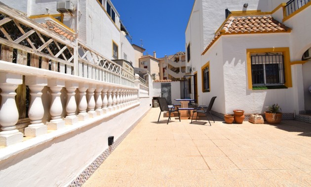 Venta - Semi Detached Villa -
Orihuela Costa - Playa Flamenca