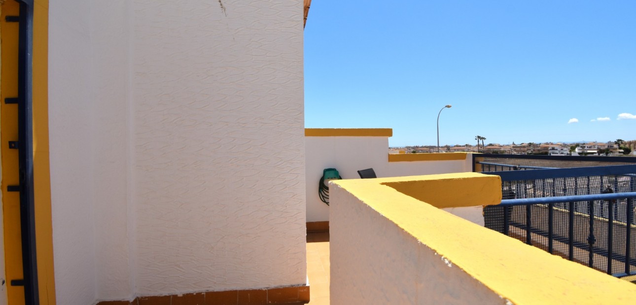 Venta - Semi Detached Villa -
Orihuela Costa - Playa Flamenca