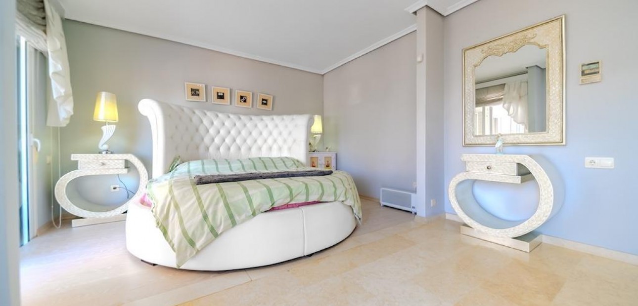 Herverkoop - Villa -
Torrevieja - Torre la mata