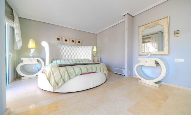 Herverkoop - Villa -
Torrevieja - Torre la mata