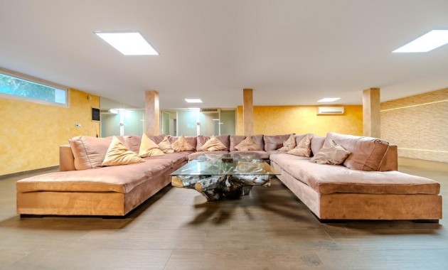 Herverkoop - Villa -
Torrevieja - Torre la mata