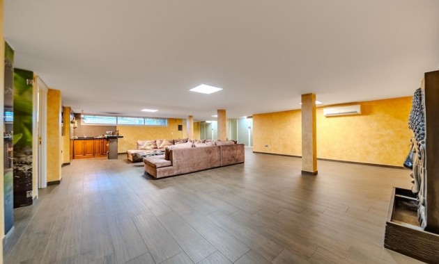 Herverkoop - Villa -
Torrevieja - Torre la mata