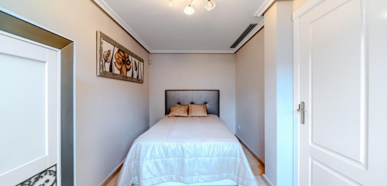 Herverkoop - Villa -
Torrevieja - Torre la mata