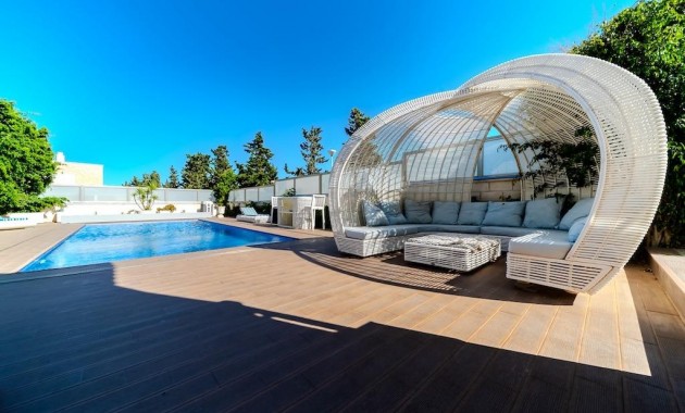 Herverkoop - Villa -
Torrevieja - Torre la mata