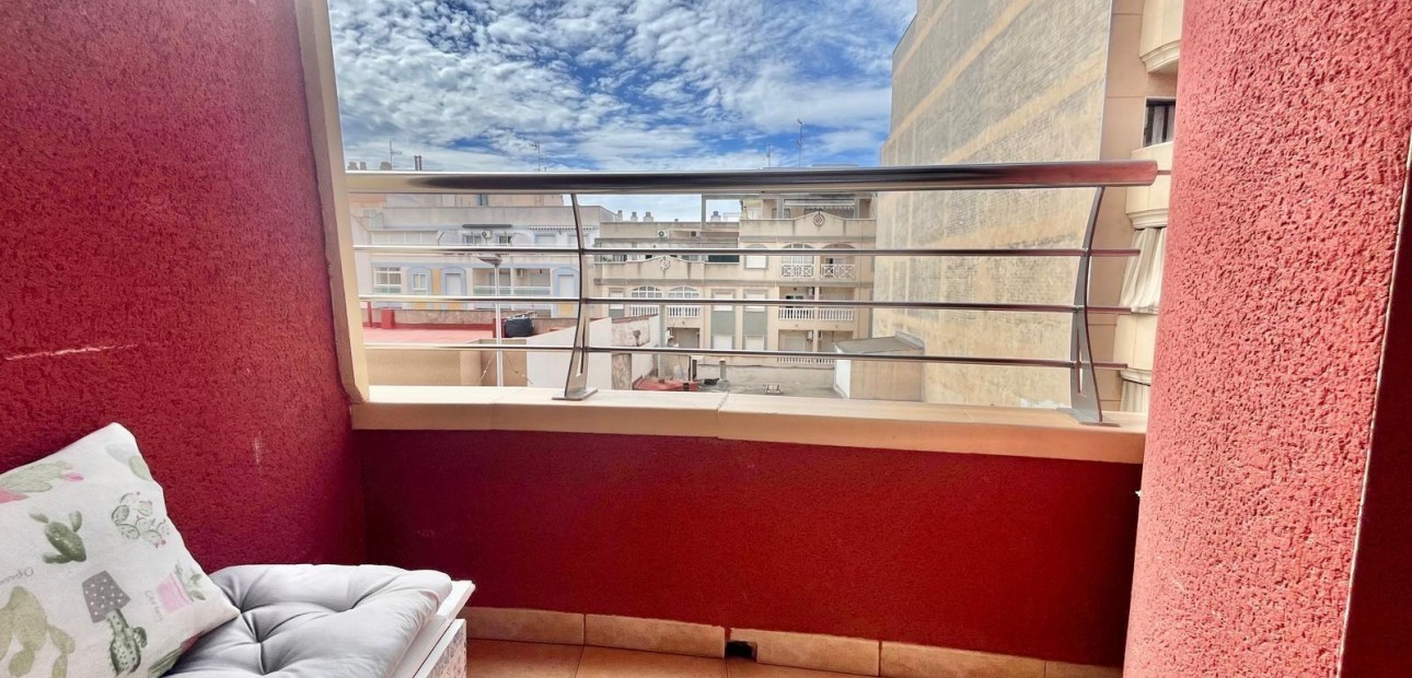 Sale - Apartment / flat -
Torrevieja - torrevieja