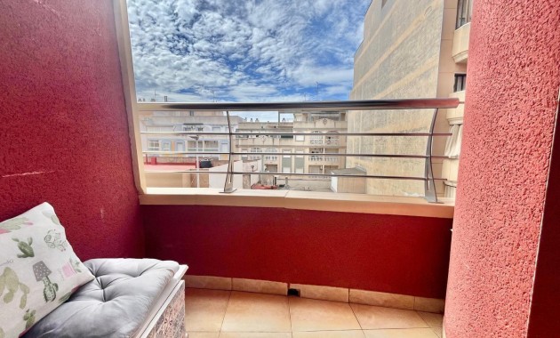 Sale - Apartment / flat -
Torrevieja - torrevieja