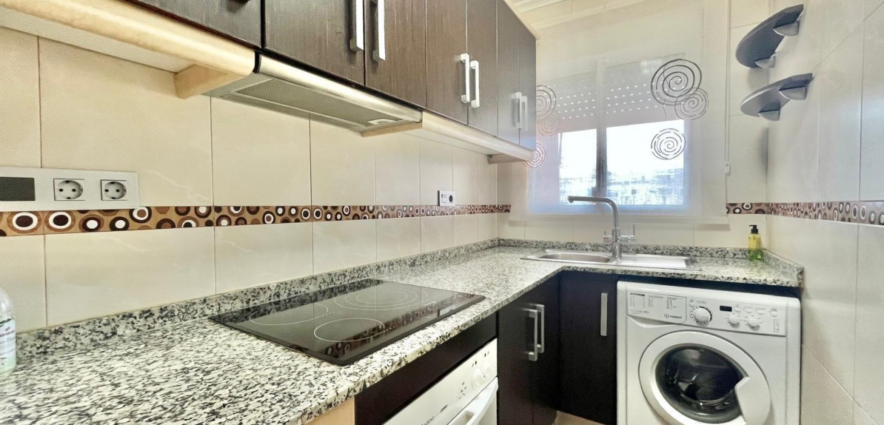 Sale - Apartment / flat -
Torrevieja - torrevieja