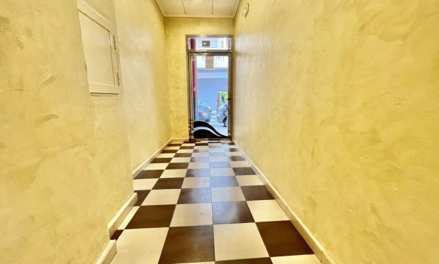 Sale - Apartment / flat -
Torrevieja - torrevieja