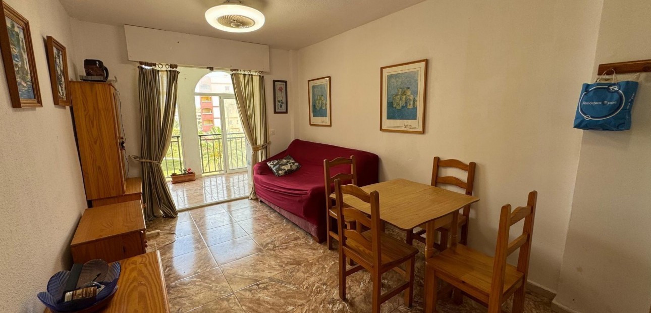 Herverkoop - Appartement / flat -
Torrevieja - Torre la mata