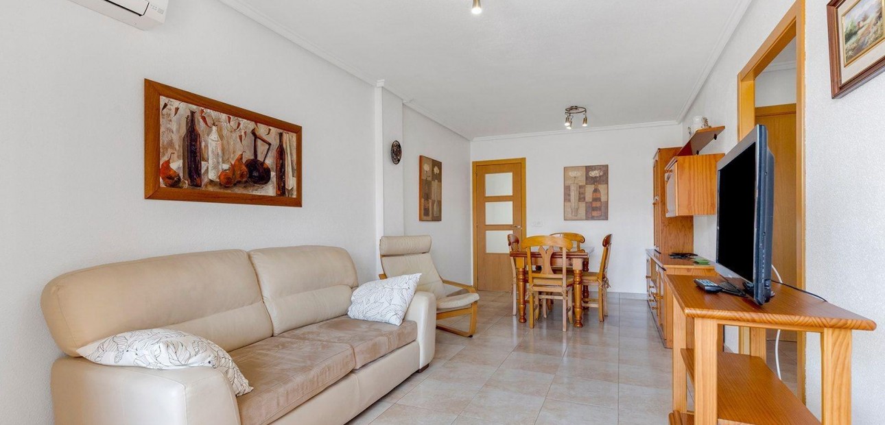 Sale - Apartment / flat -
Torrevieja - Acequion