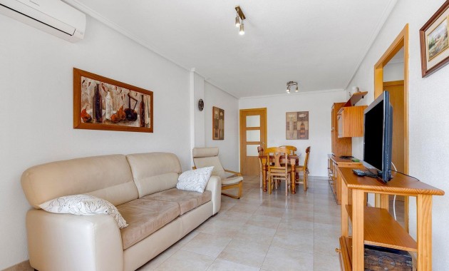 Sale - Apartment / flat -
Torrevieja - Acequion
