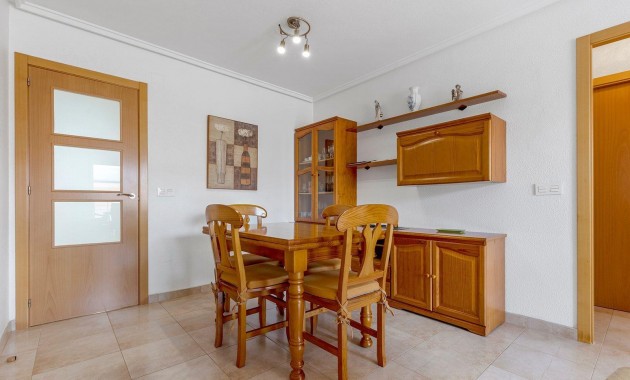 Sale - Apartment / flat -
Torrevieja - Acequion