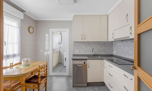 Sale - Apartment / flat -
Torrevieja - Acequion