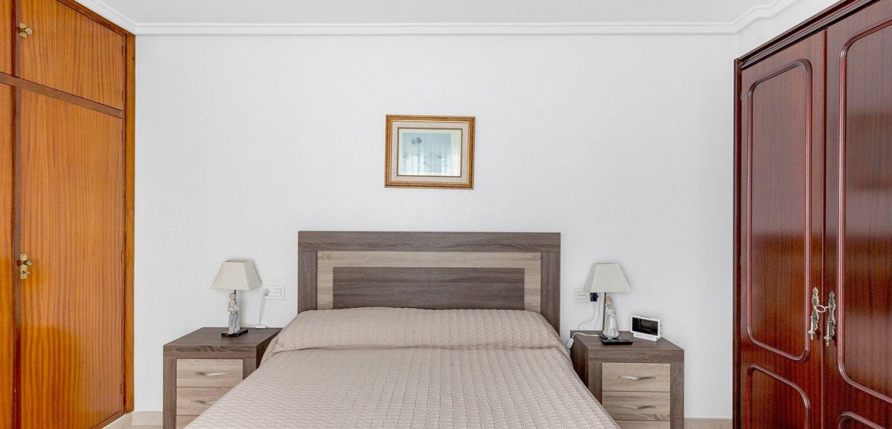 Sale - Apartment / flat -
Torrevieja - Acequion