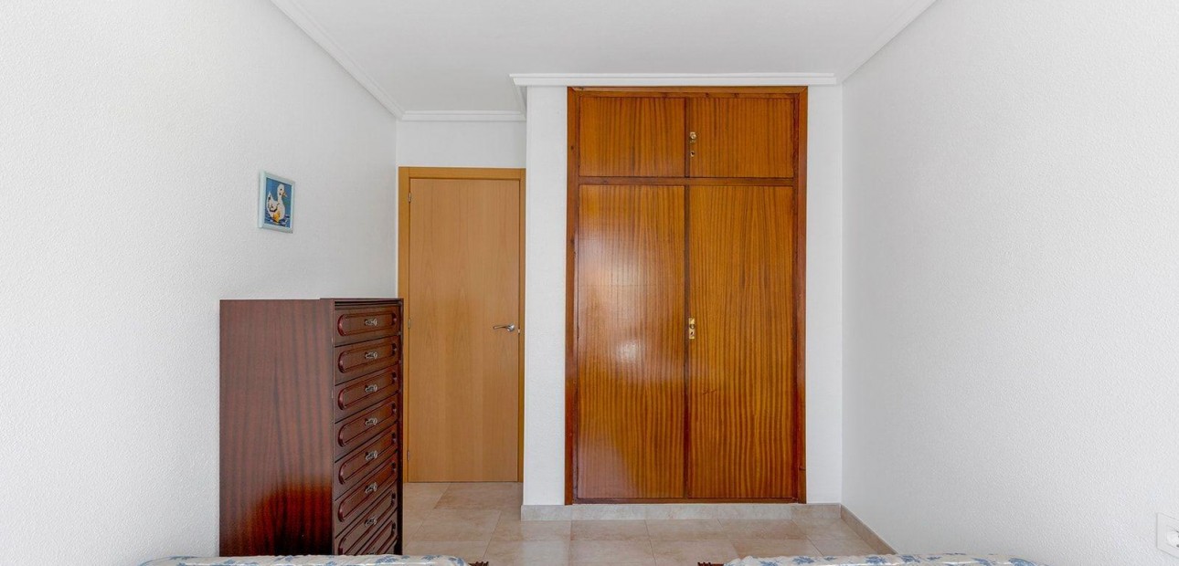 Sale - Apartment / flat -
Torrevieja - Acequion