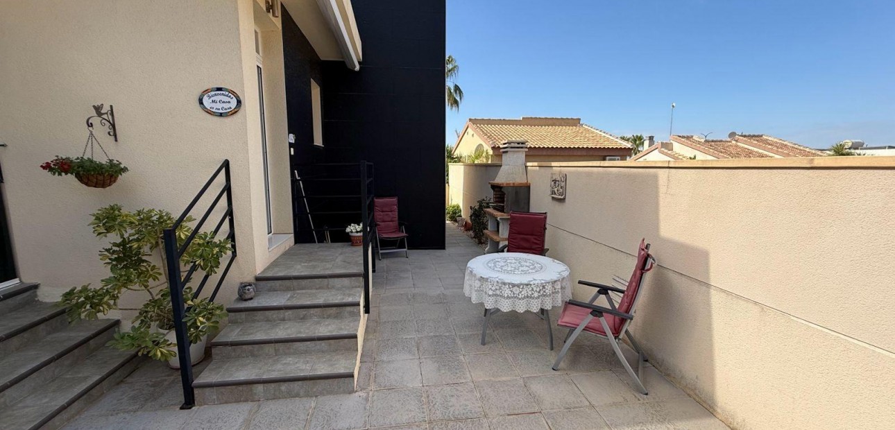 Herverkoop - Villa -
Ciudad quesada - Costa blanca sur