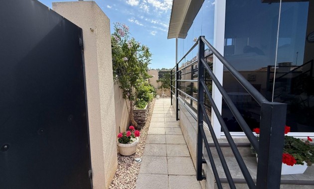 Herverkoop - Villa -
Ciudad quesada - Costa blanca sur