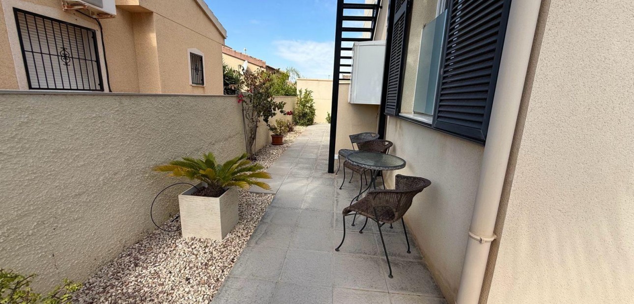 Herverkoop - Villa -
Ciudad quesada - Costa blanca sur
