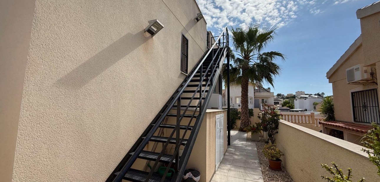 Herverkoop - Villa -
Ciudad quesada - Costa blanca sur