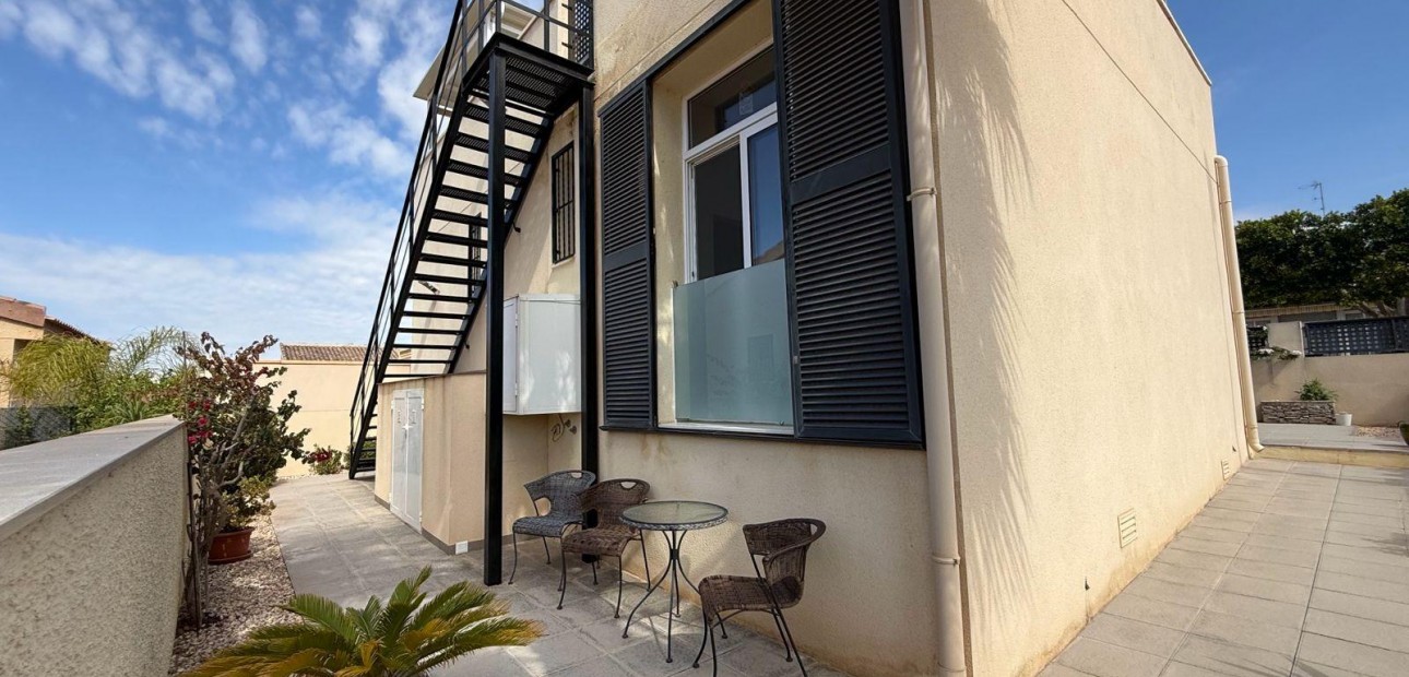 Herverkoop - Villa -
Ciudad quesada - Costa blanca sur