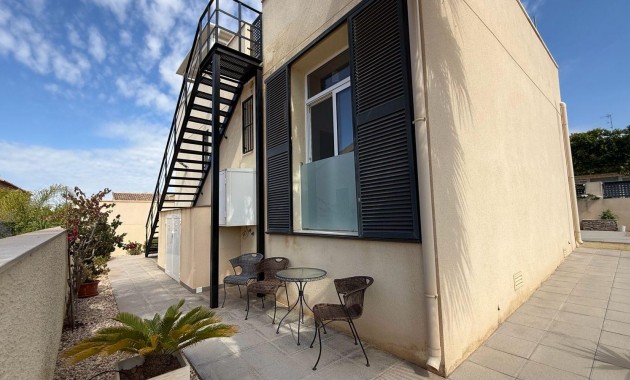 Herverkoop - Villa -
Ciudad quesada - Costa blanca sur