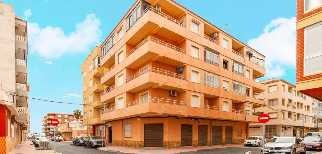 Venta - Ático -
Torrevieja - Playa de los Naufragos