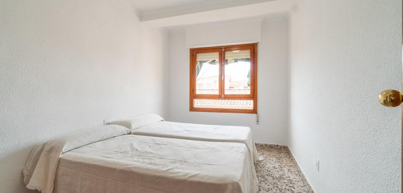 Venta - Ático -
Torrevieja - Playa de los Naufragos