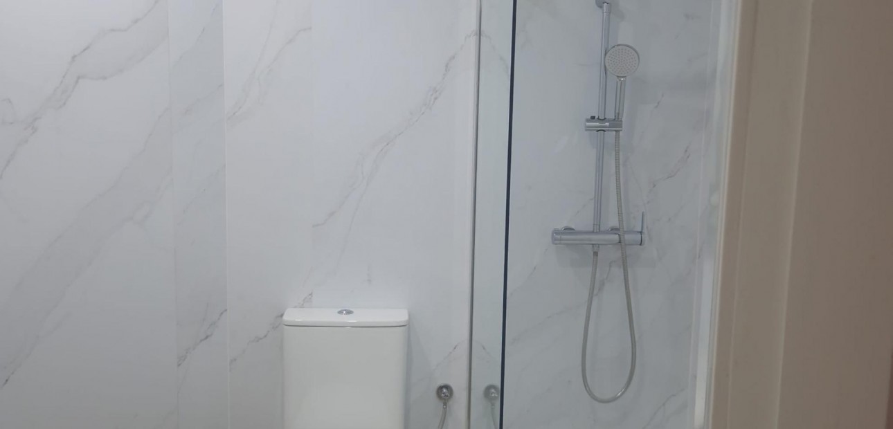 Sale - Apartment / flat -
Torrevieja - La Mata pueblo