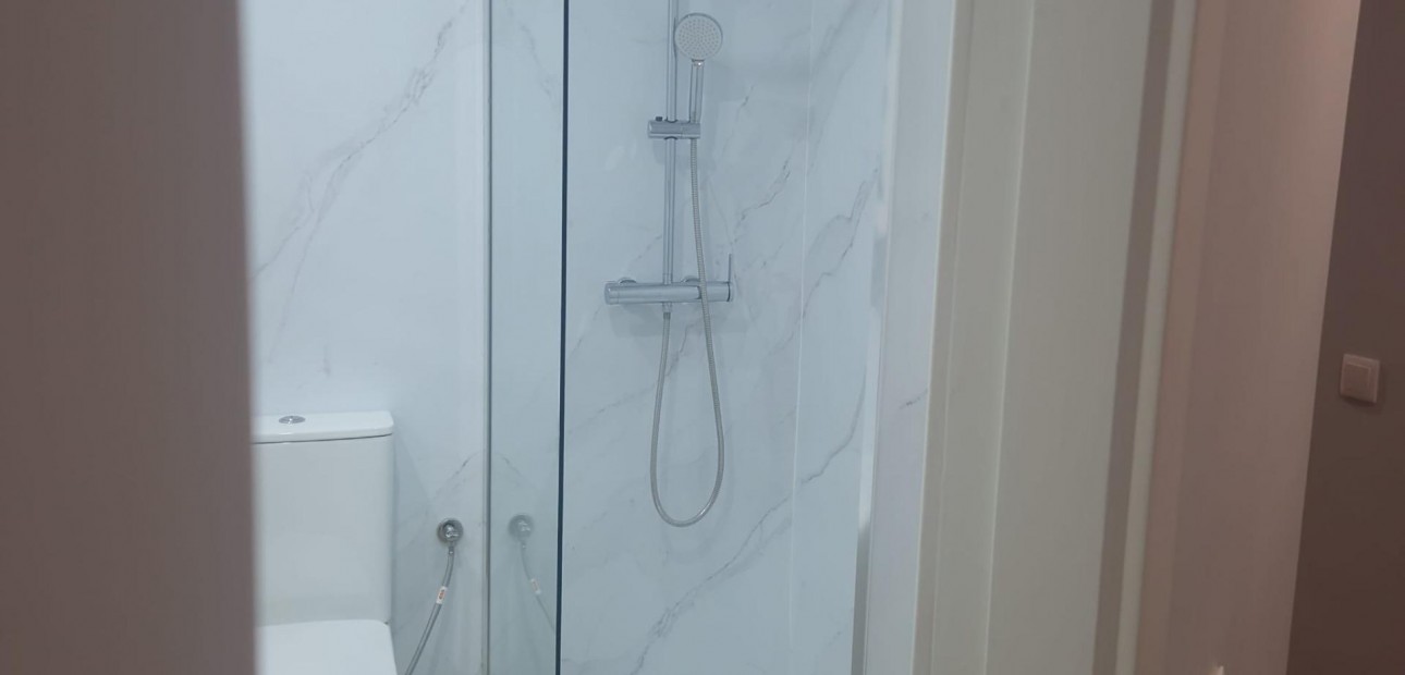 Sale - Apartment / flat -
Torrevieja - La Mata pueblo