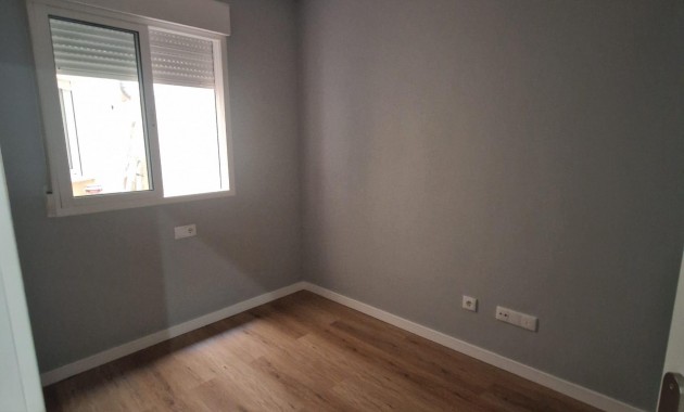 Sale - Apartment / flat -
Torrevieja - La Mata pueblo