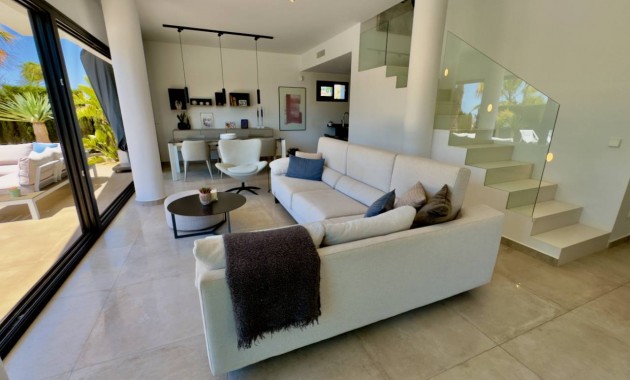 Sale - Villa -
Ciudad Quesada