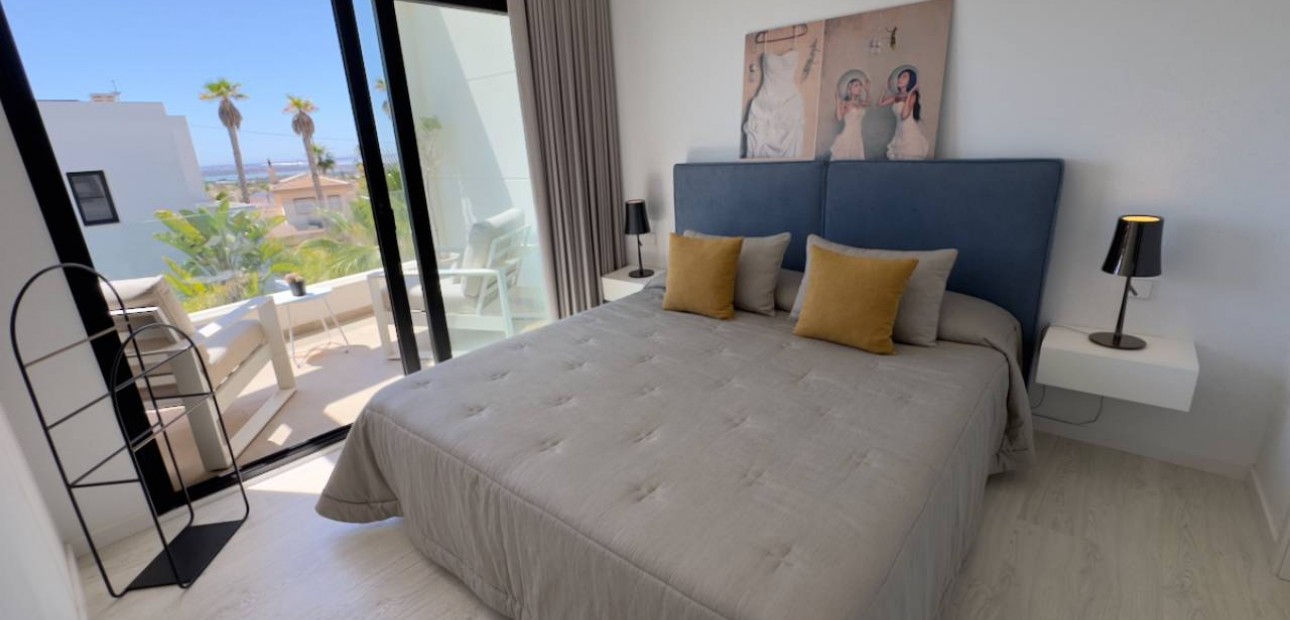 Sale - Villa -
Ciudad Quesada