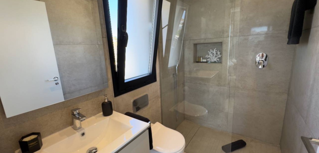 Sale - Villa -
Ciudad Quesada