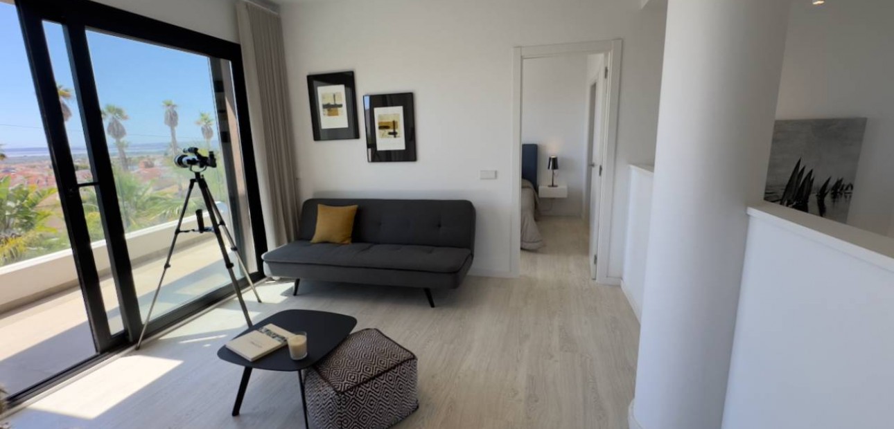 Sale - Villa -
Ciudad Quesada