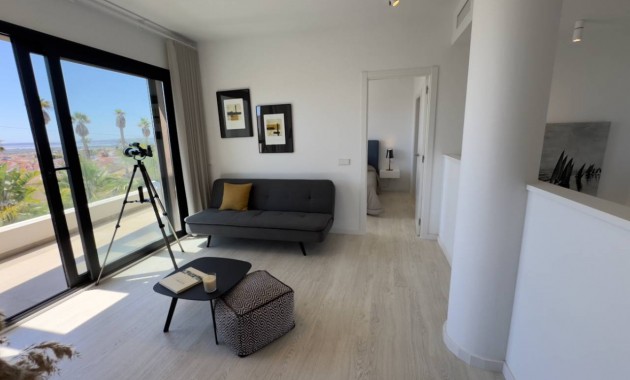 Sale - Villa -
Ciudad Quesada