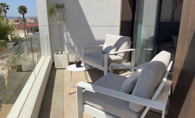 Sale - Villa -
Ciudad Quesada