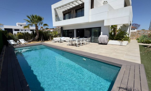 Sale - Villa -
Ciudad Quesada