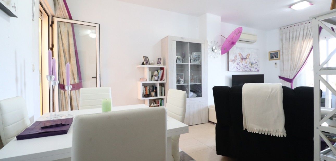 Herverkoop - Appartement / flat -
Almoradi - Almoradi - Town