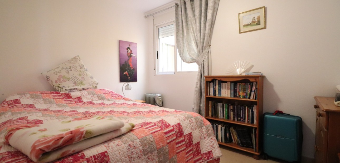 Herverkoop - Appartement / flat -
Almoradi - Almoradi - Town
