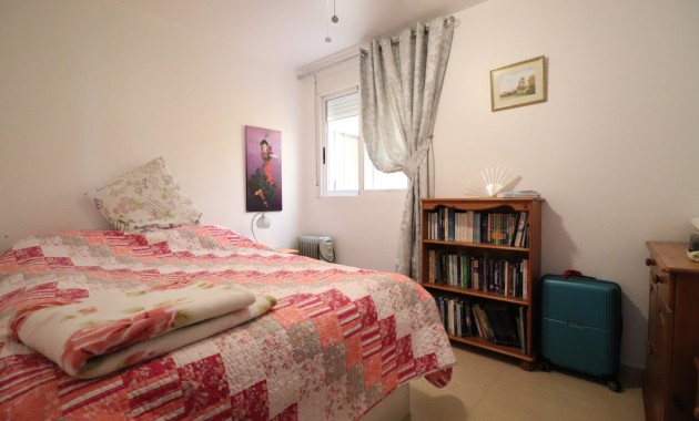 Herverkoop - Appartement / flat -
Almoradi - Almoradi - Town