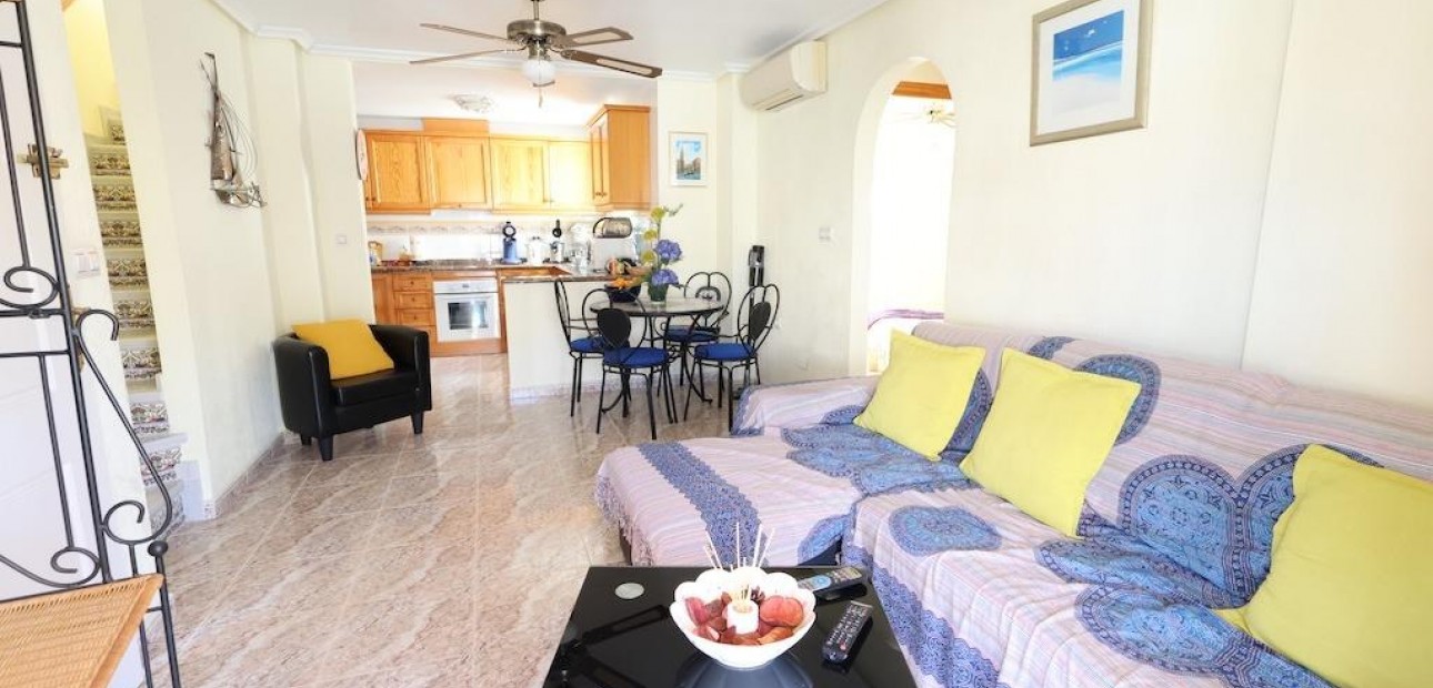 Herverkoop - Bungalow -
San Miguel de Salinas - Las filipinas