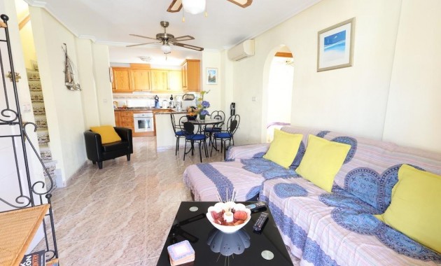 Herverkoop - Bungalow -
San Miguel de Salinas - Las filipinas