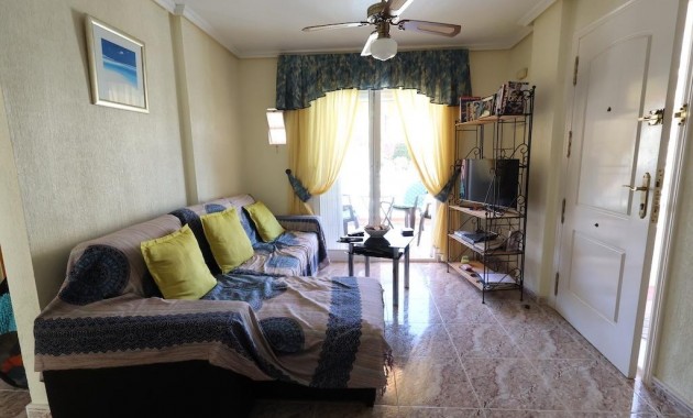 Herverkoop - Bungalow -
San Miguel de Salinas - Las filipinas