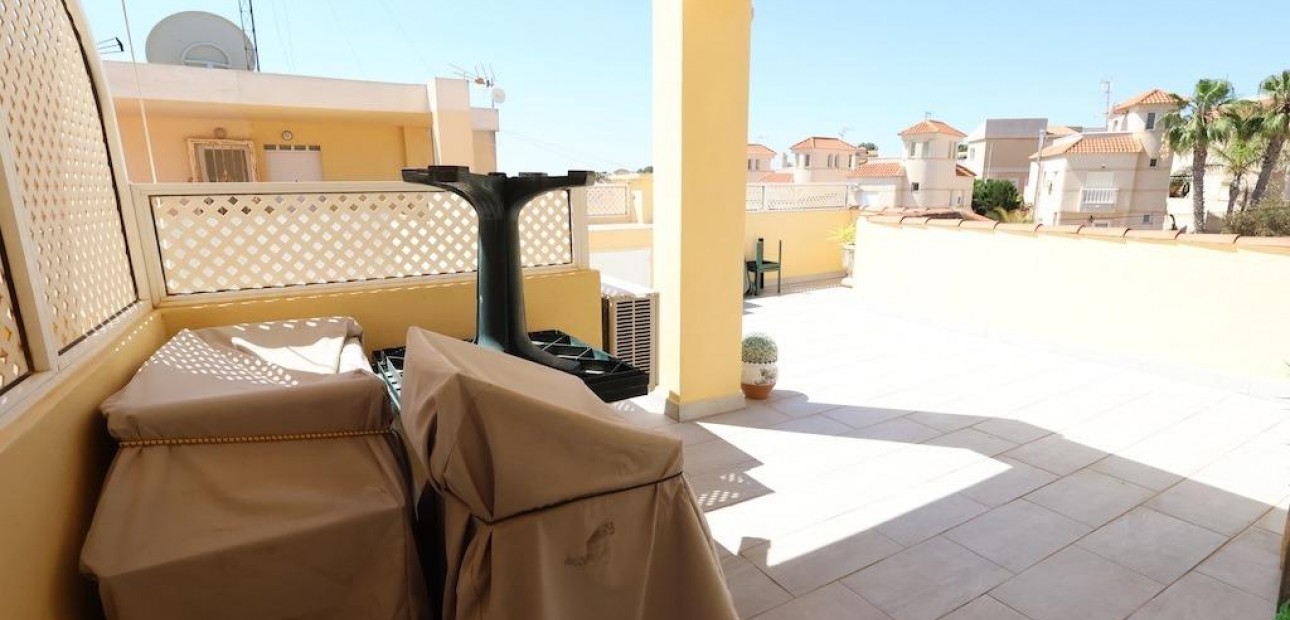 Herverkoop - Bungalow -
San Miguel de Salinas - Las filipinas