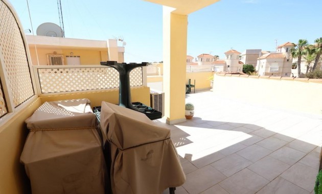 Herverkoop - Bungalow -
San Miguel de Salinas - Las filipinas